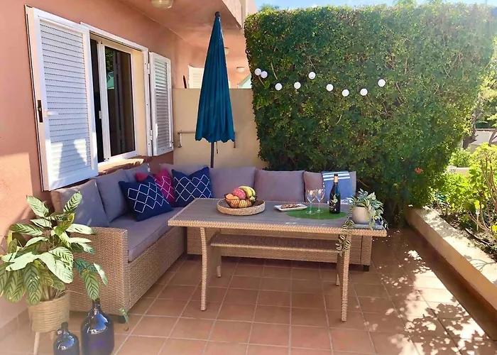 Moderno En Zona Privilegiada Santa Úrsula